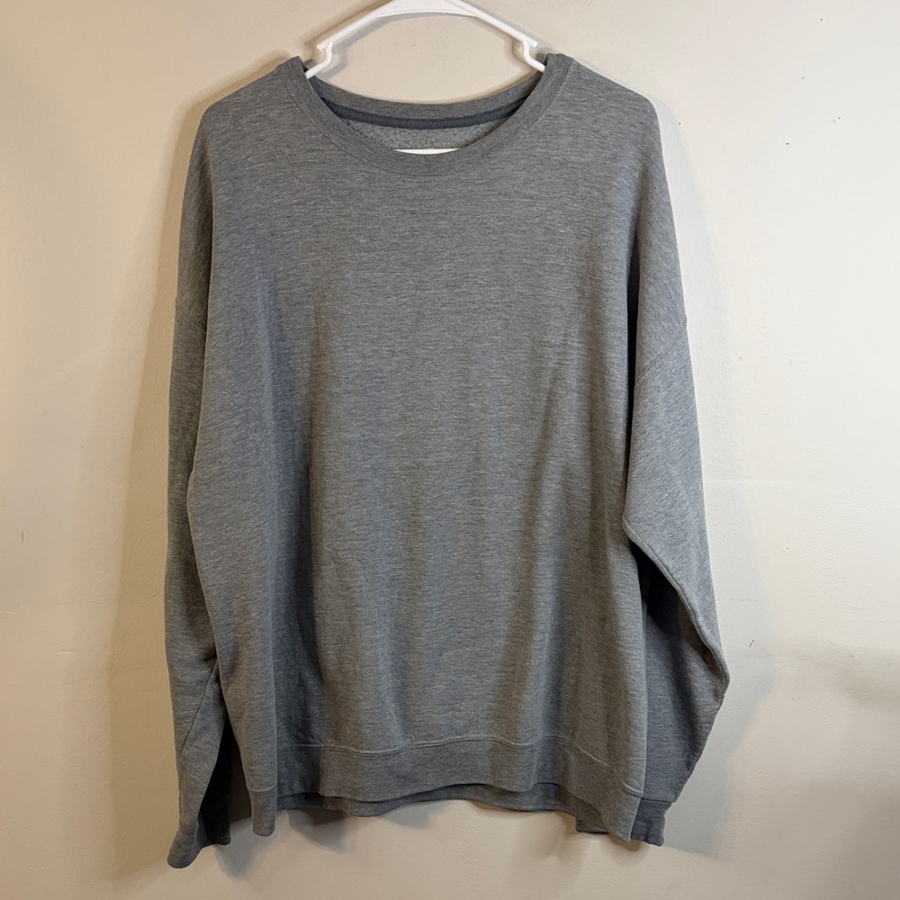 🏷️ Athletic Works Gray Sweatshirt #139